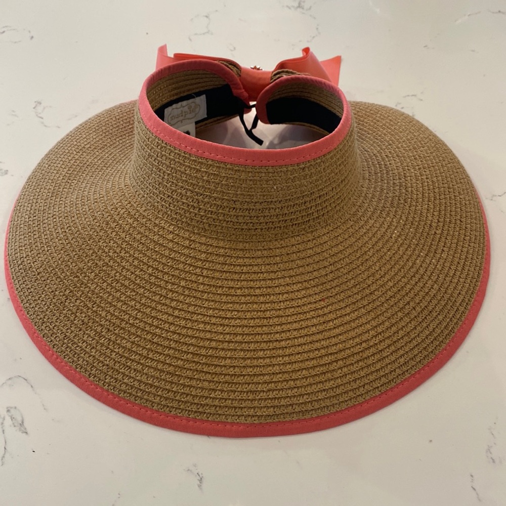Mud pie peach and tan straw hat with pineapple detail!